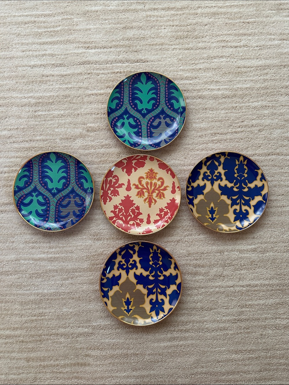 Set of 5 Tracy Reese Dessert Plates Neiman Marcus 18K Gold Rim Porcelain Pattern
